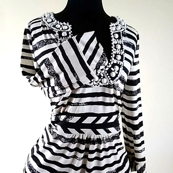 BCBGMAXAZRIA NEW BLOUSES SIZE M - Picture 5 of 13